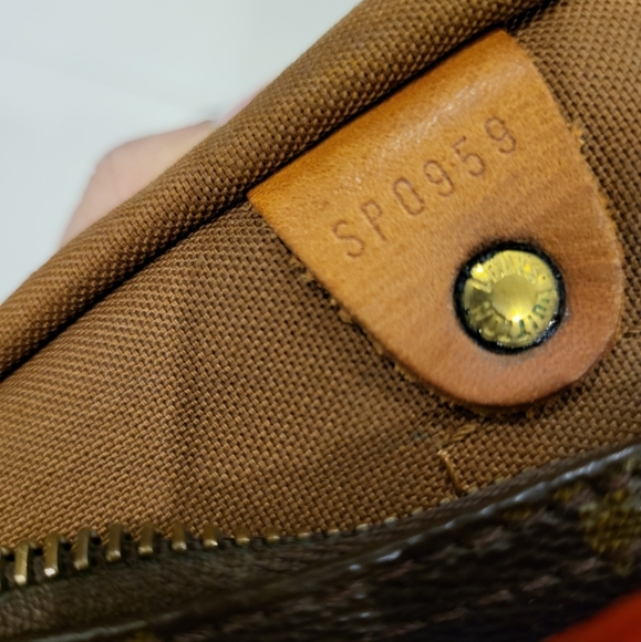 Louis Vuitton Speedy 30 handbag - Picture 7 of 8